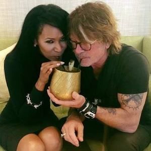 Meet your Posher, Kenneth